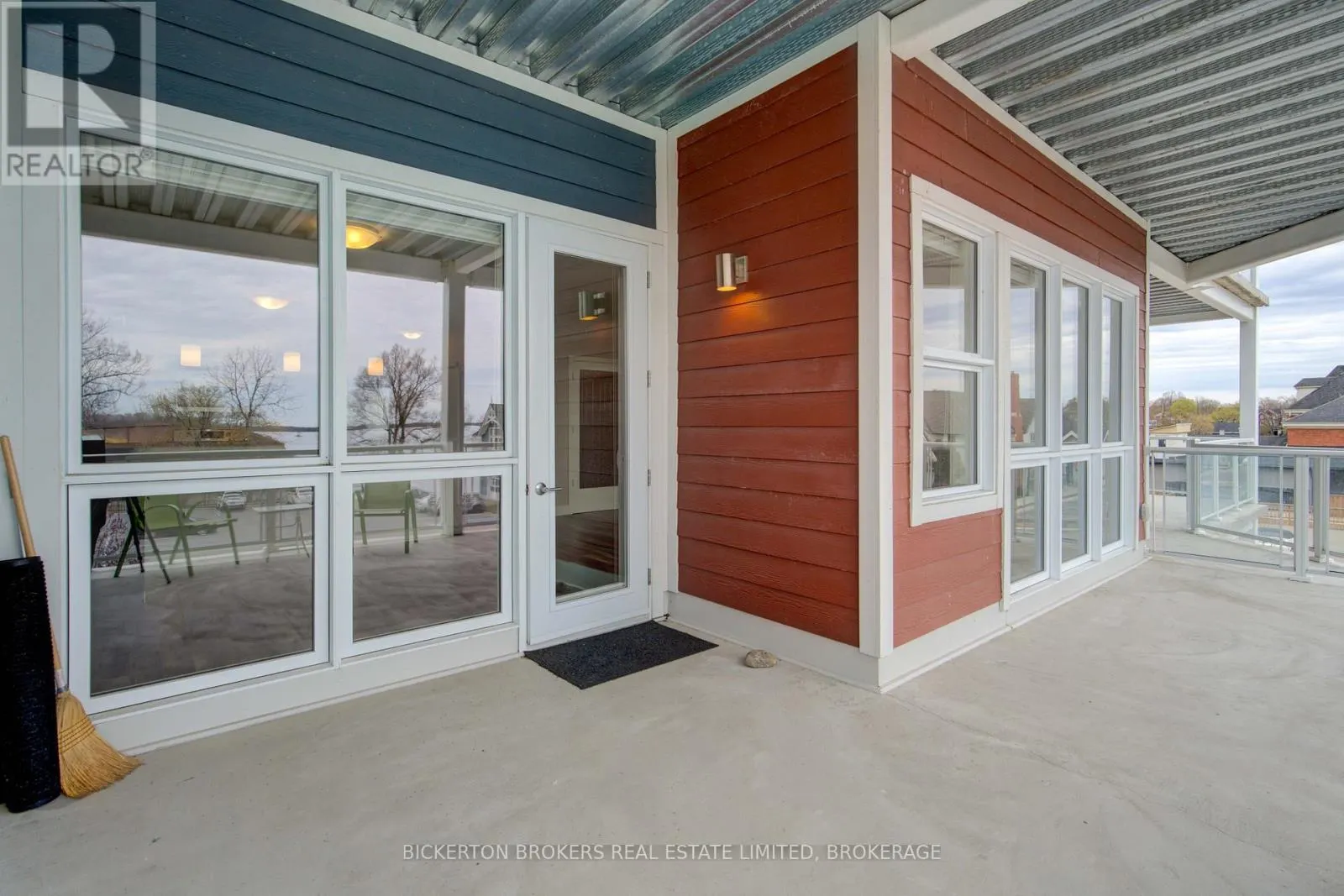 212 - 130 WATER STREET, #212