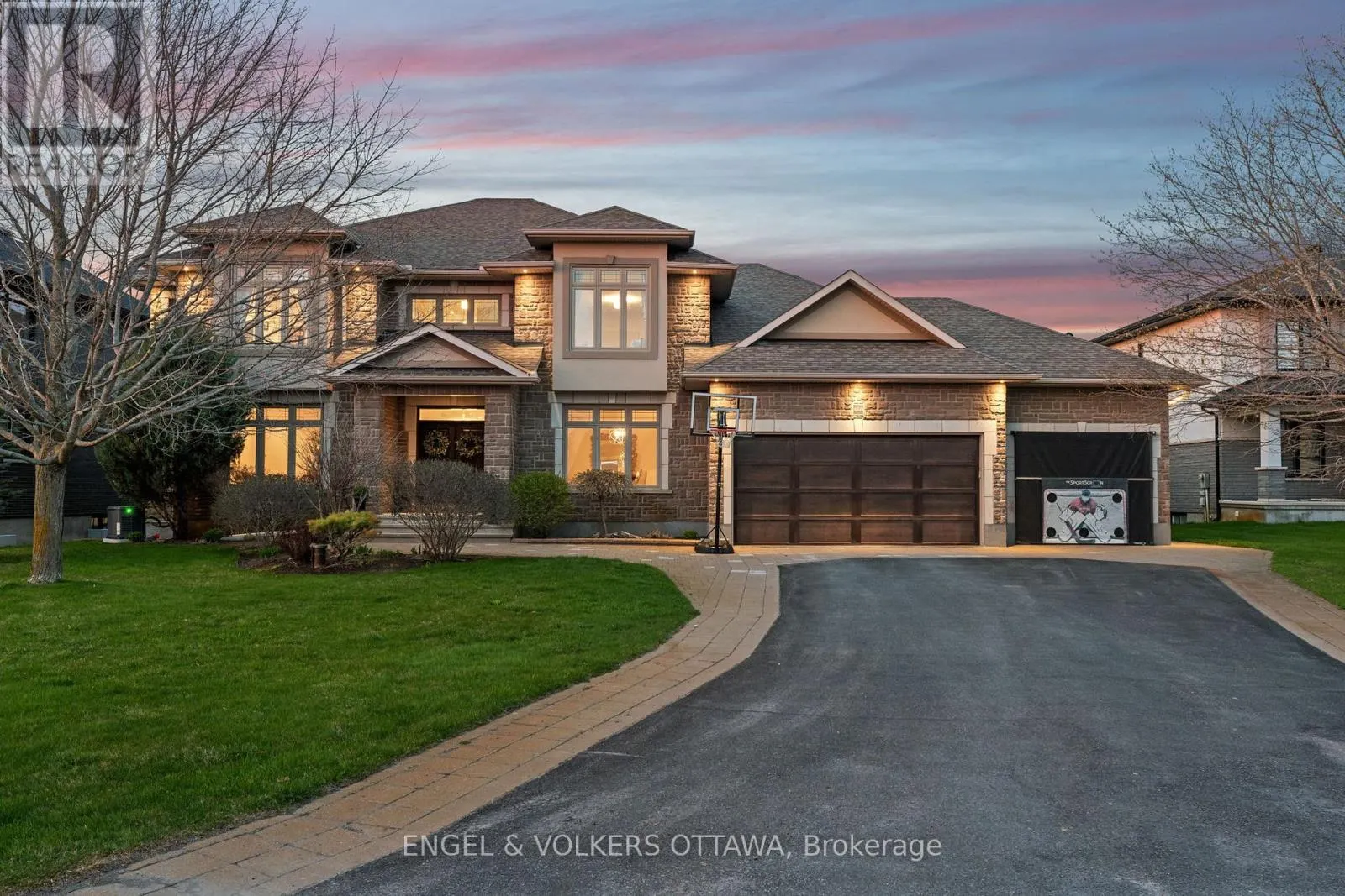 450 LOCKMASTER CRESCENT