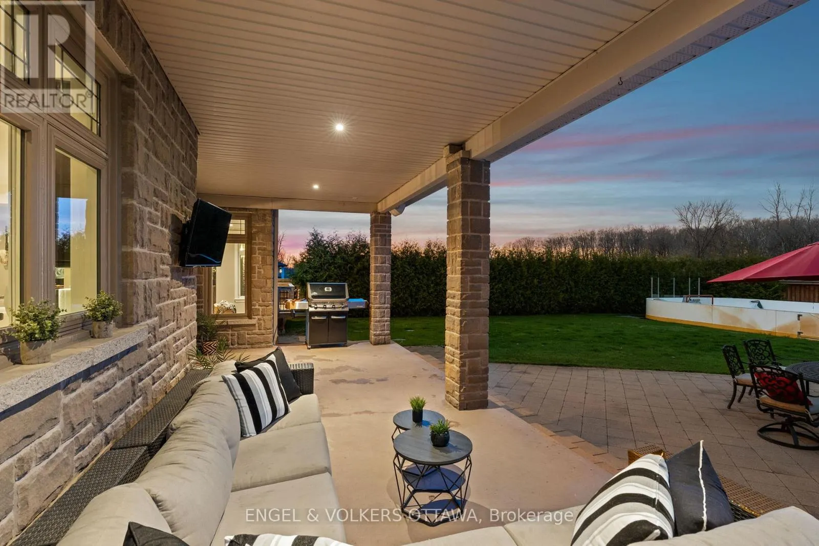 450 LOCKMASTER CRESCENT