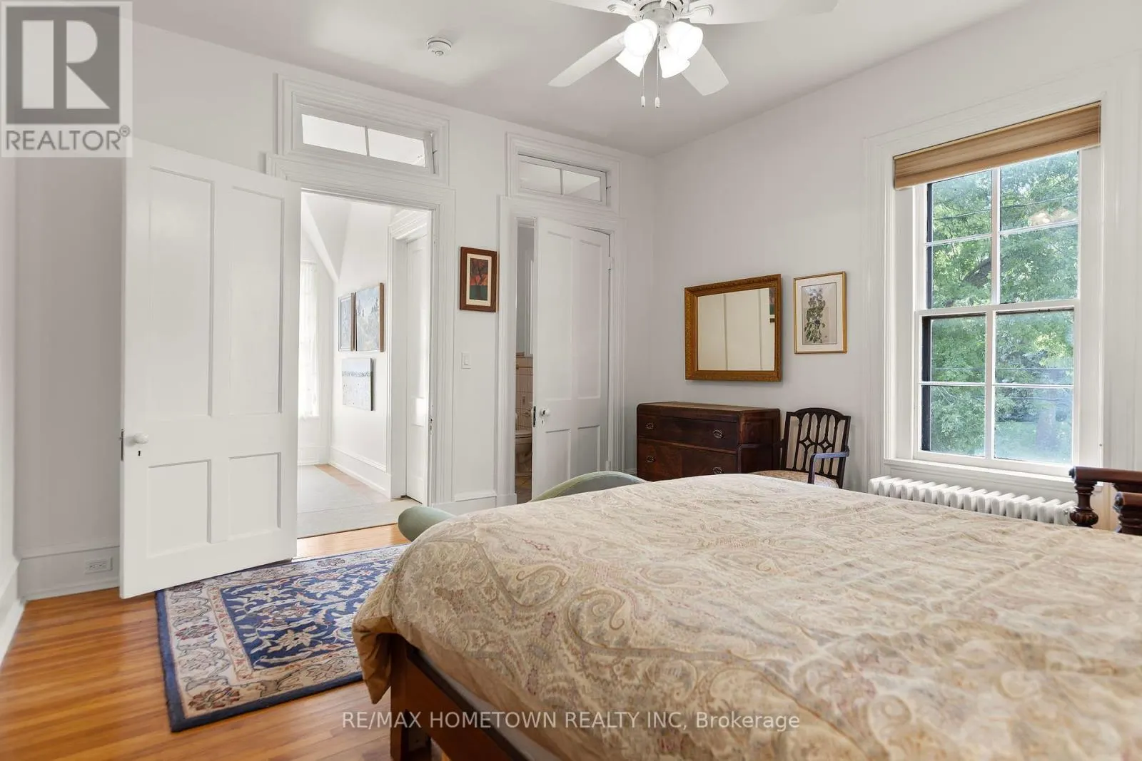 157 DIBBLE STREET W