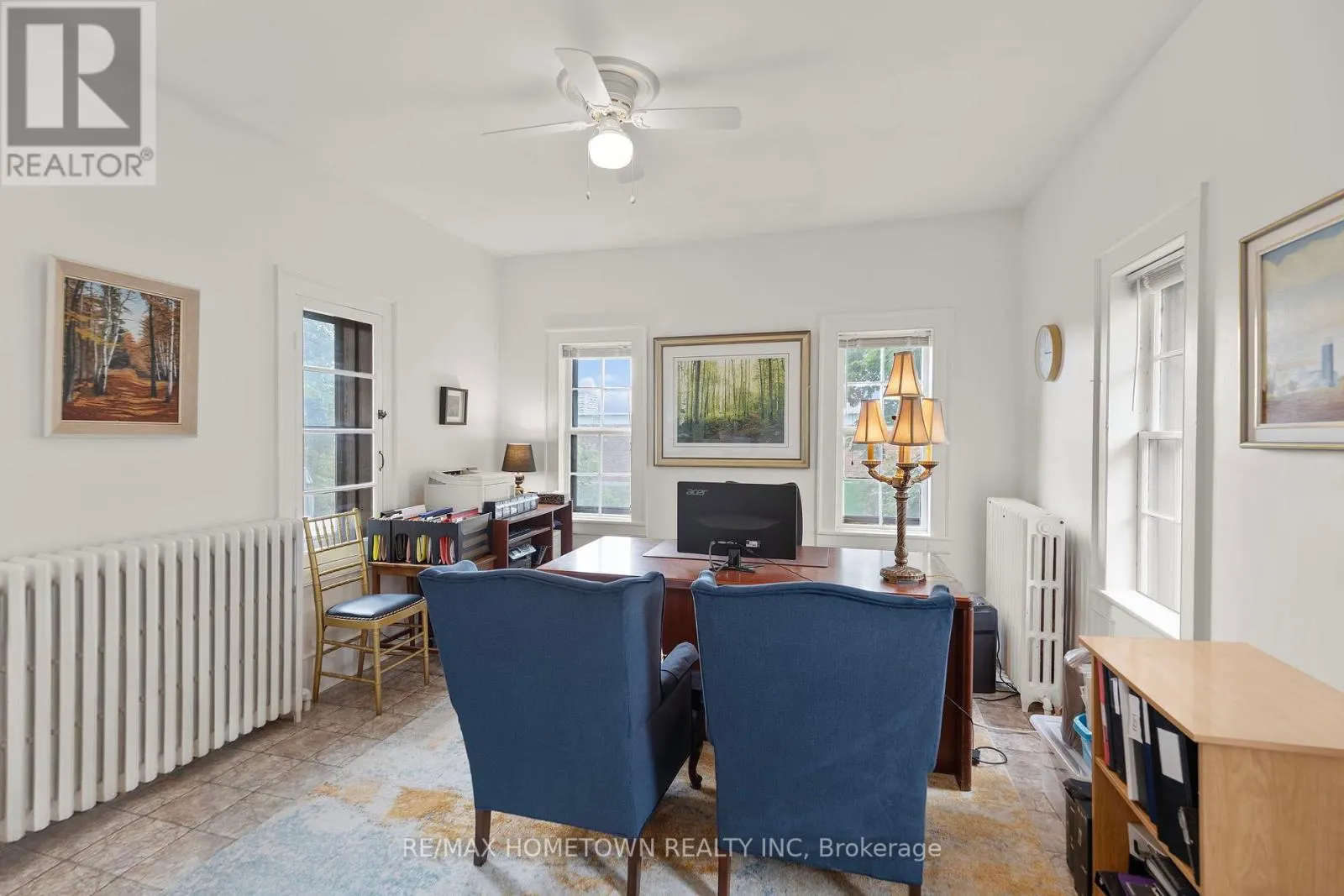 157 DIBBLE STREET W