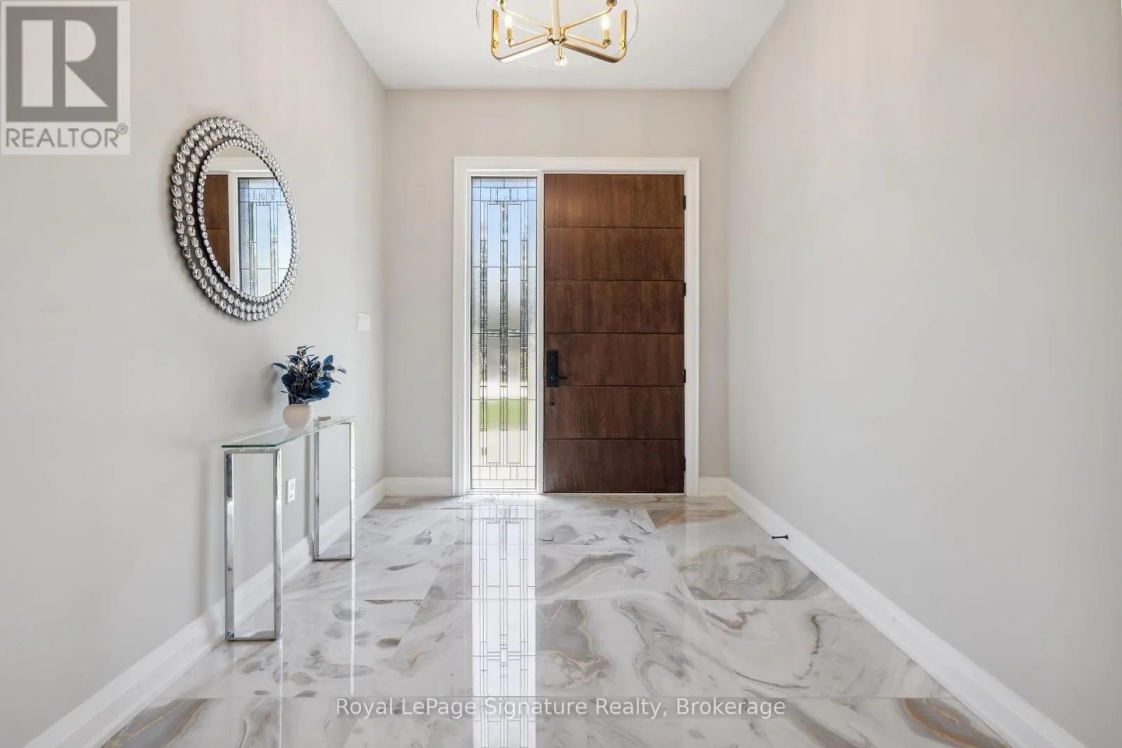 115 RANKIN'S CRESCENT