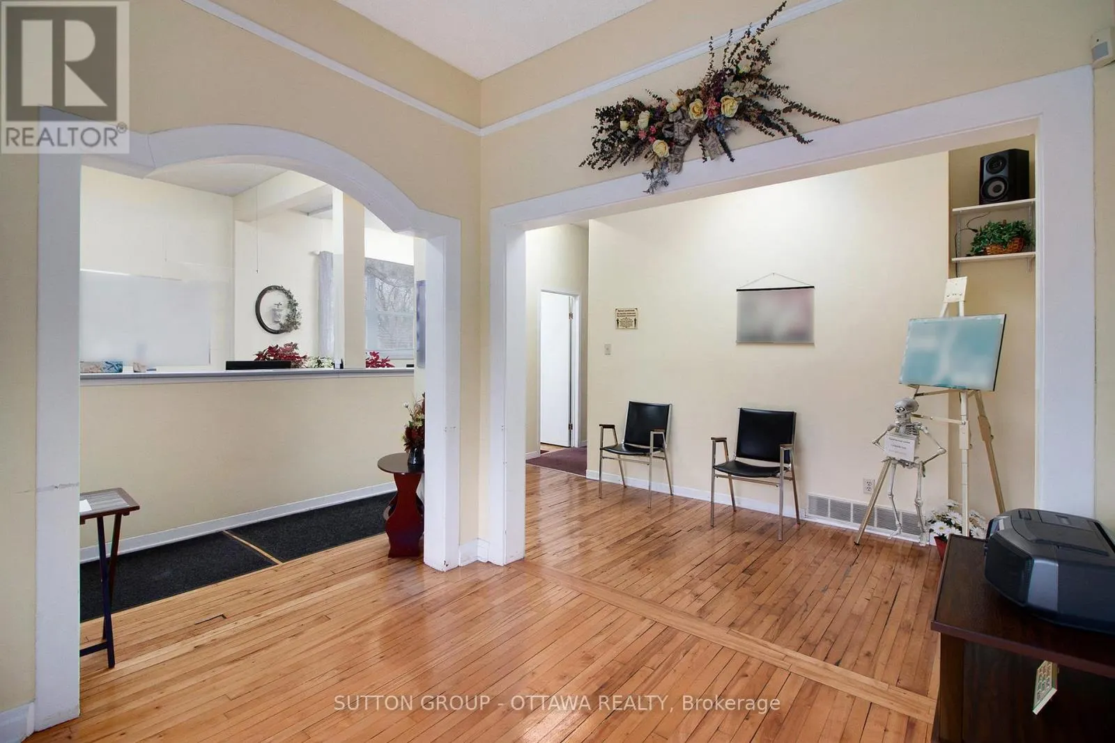 397 MONTREAL ROAD