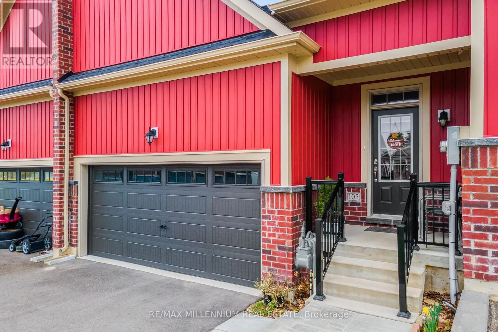 105 STONEBROOK WAY