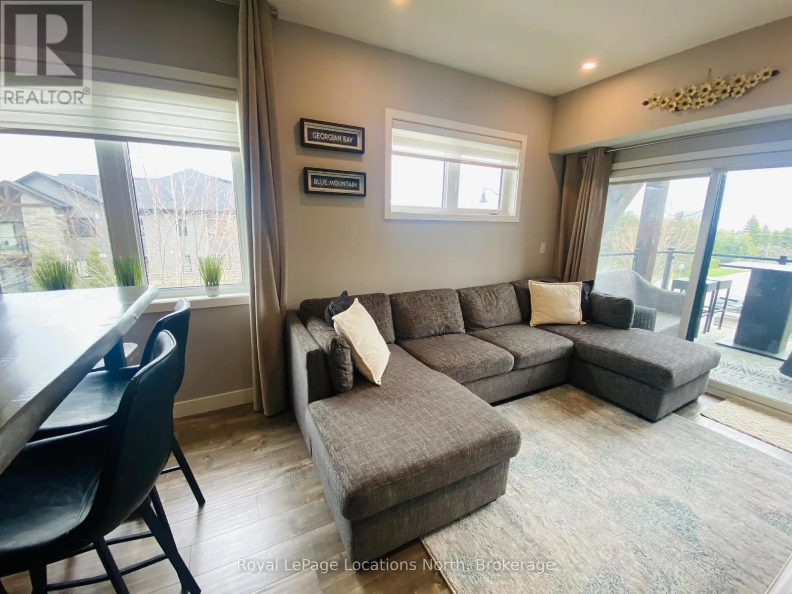 207 - 11 BEAUSOLEIL LANE, #207
