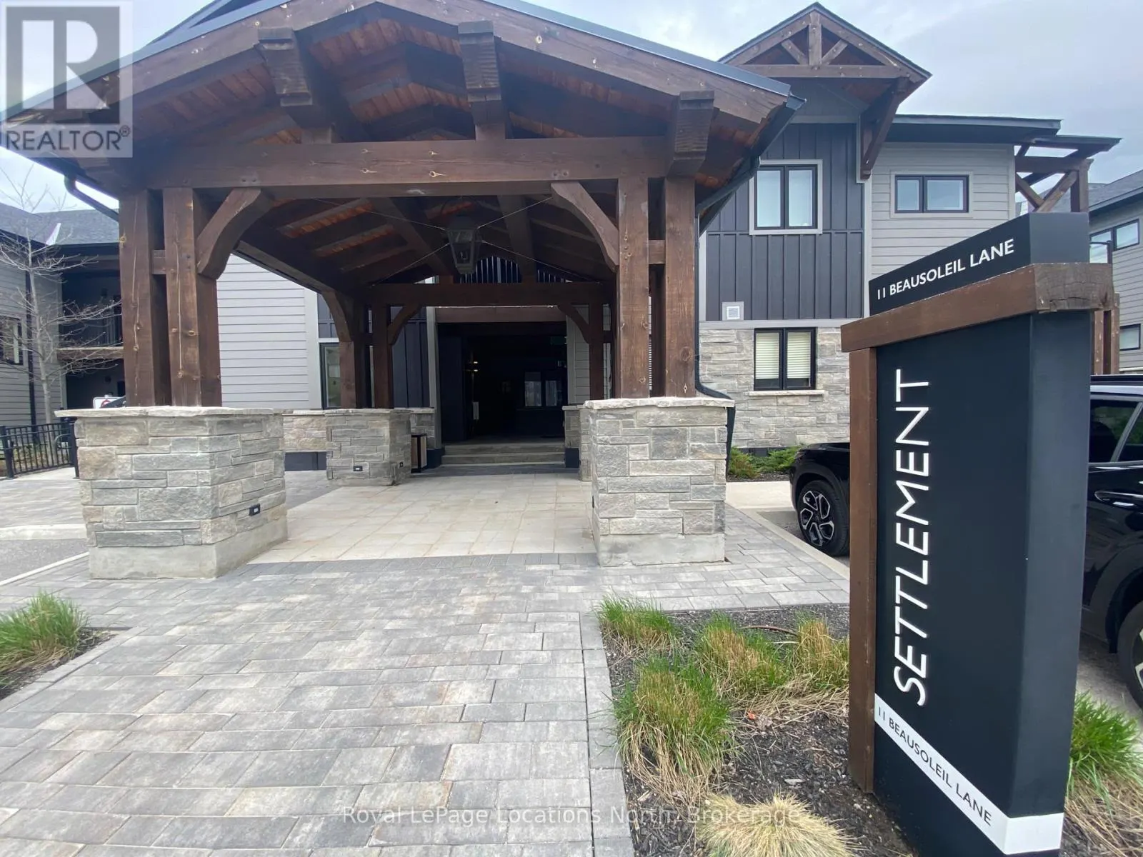 207 - 11 BEAUSOLEIL LANE, #207