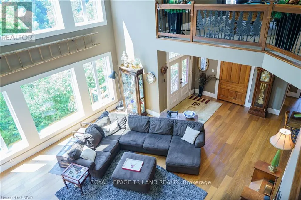 4118 THOMAS ROAD