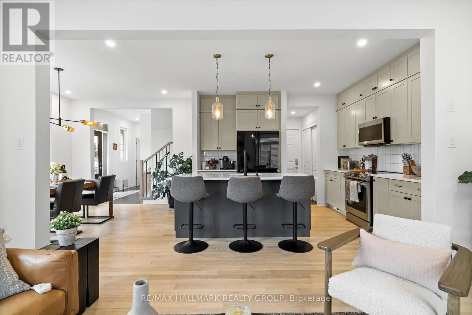 601 IDYLLIC TERRACE