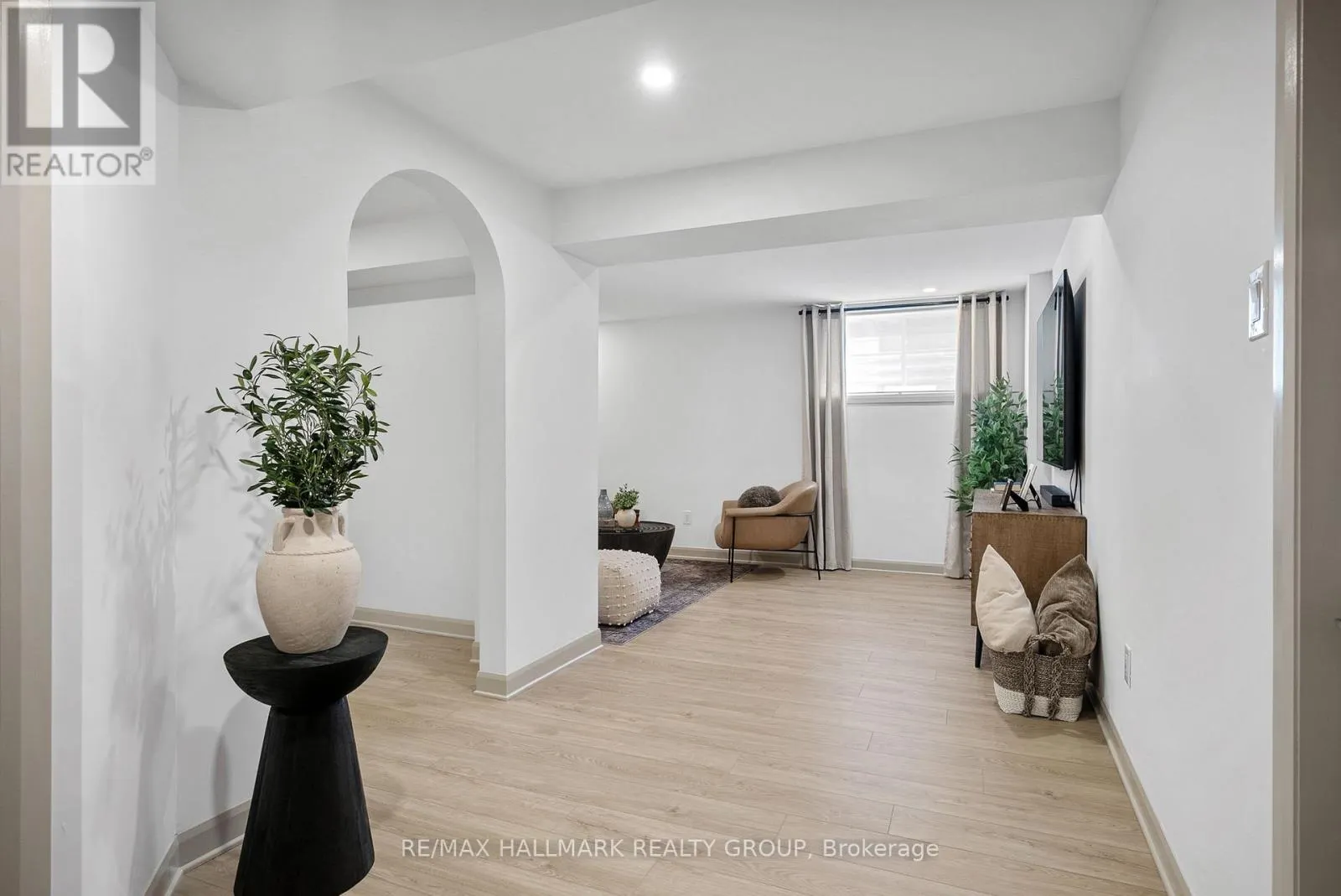 601 IDYLLIC TERRACE