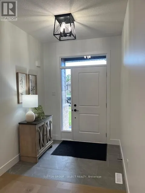148 FOXBOROUGH PLACE