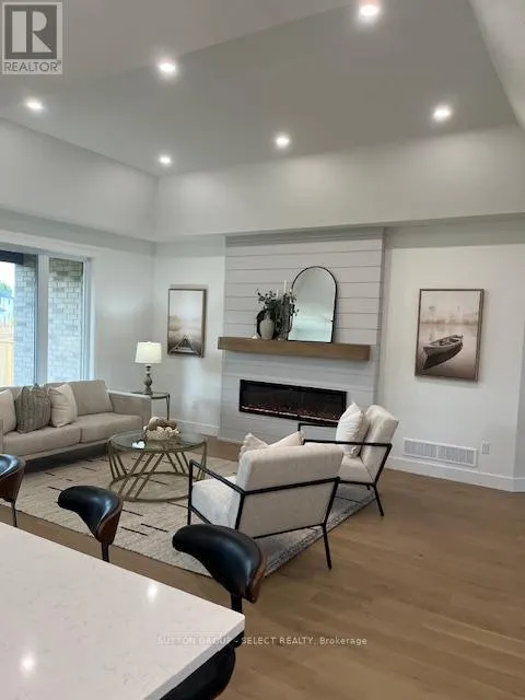 148 FOXBOROUGH PLACE