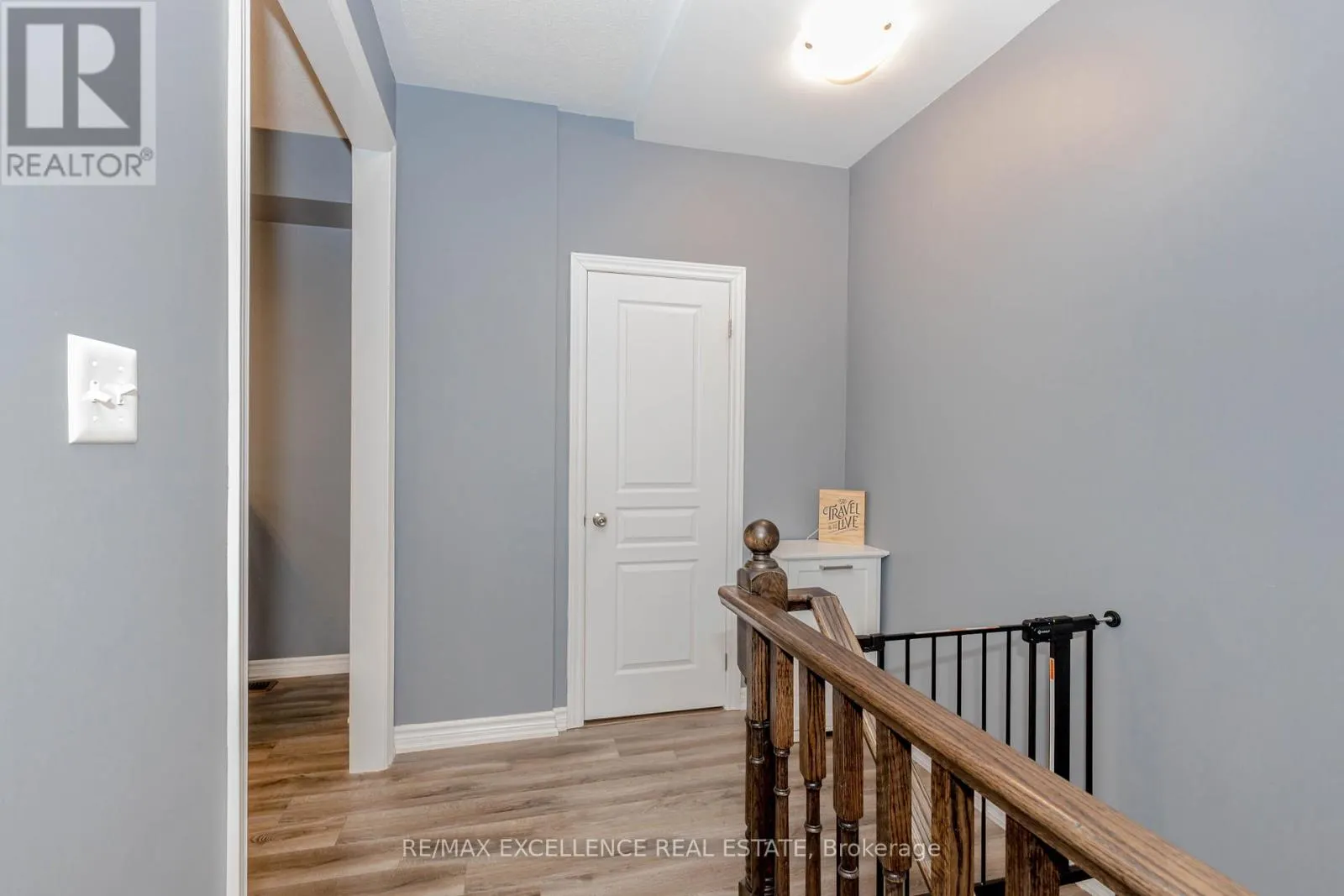 9 HISCOTT DRIVE