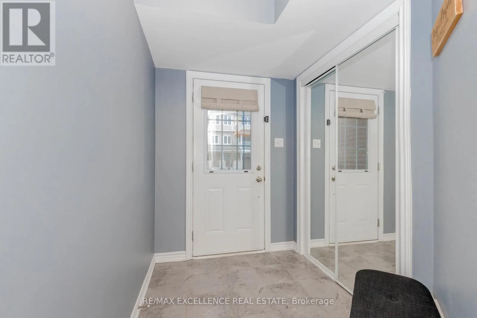 9 HISCOTT DRIVE