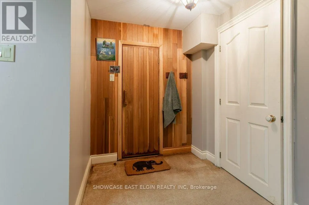 28 SINCLAIR CRESCENT