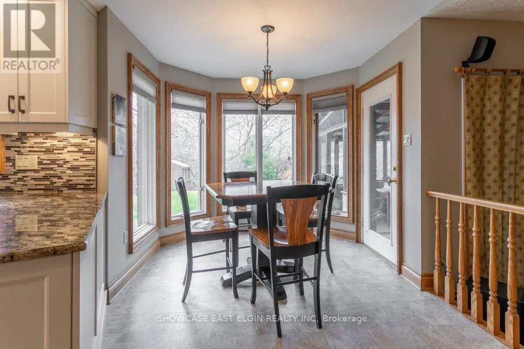 28 SINCLAIR CRESCENT