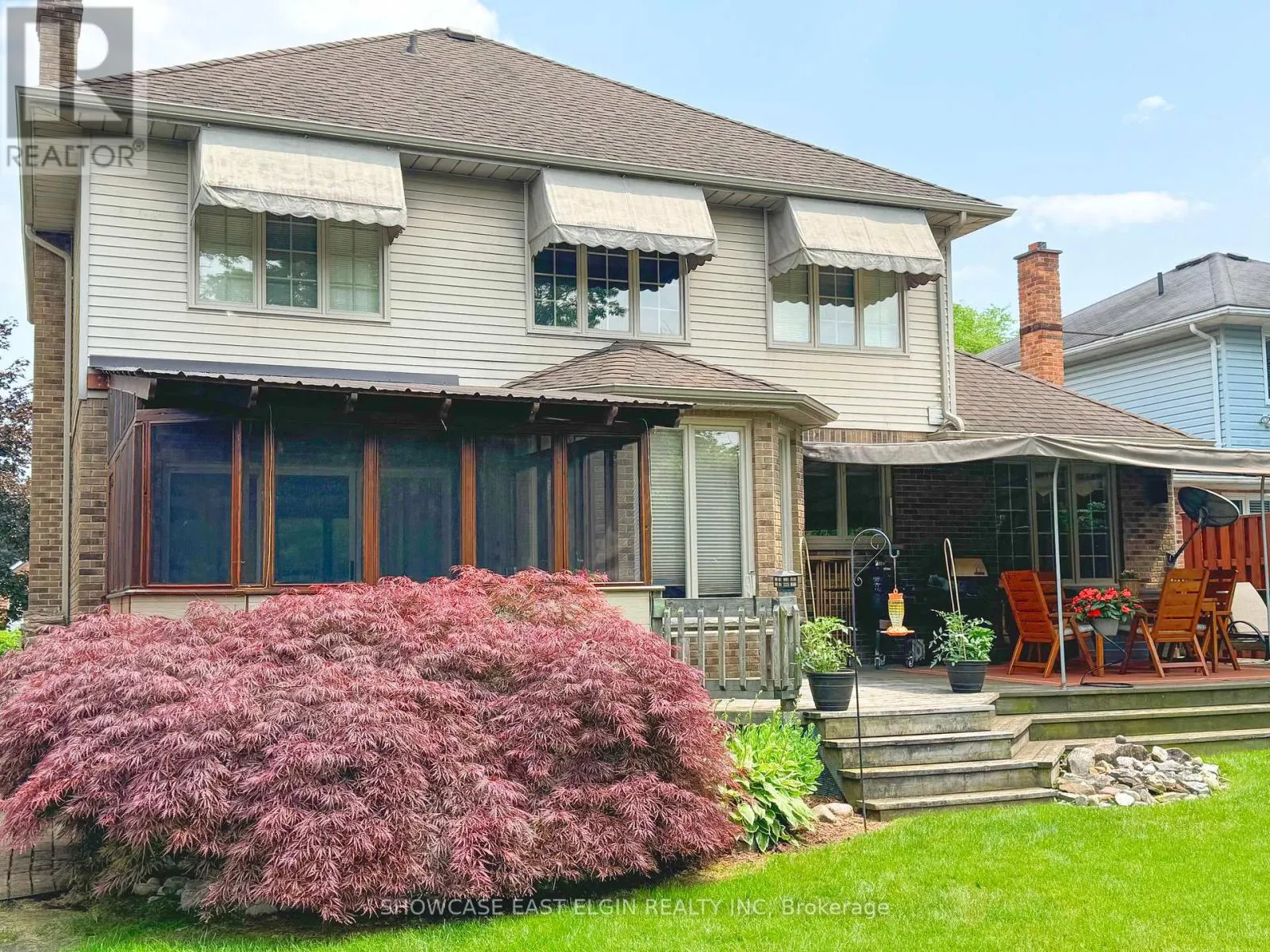 28 SINCLAIR CRESCENT