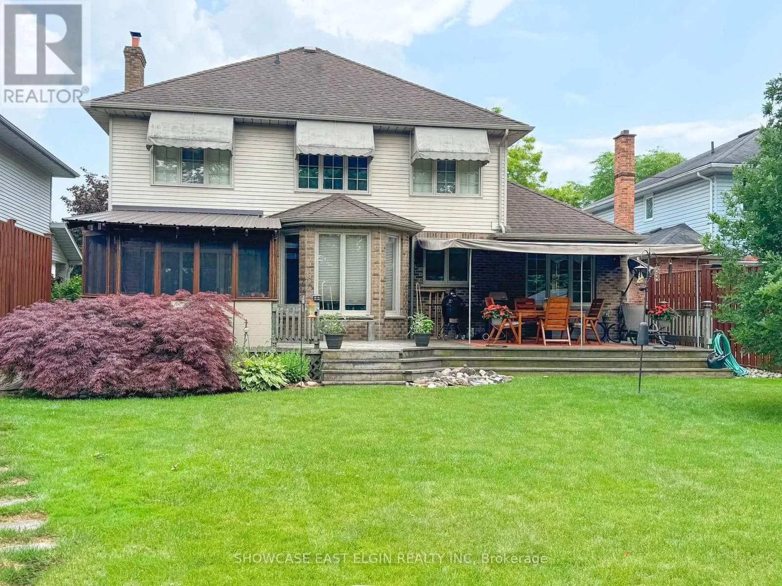 28 SINCLAIR CRESCENT