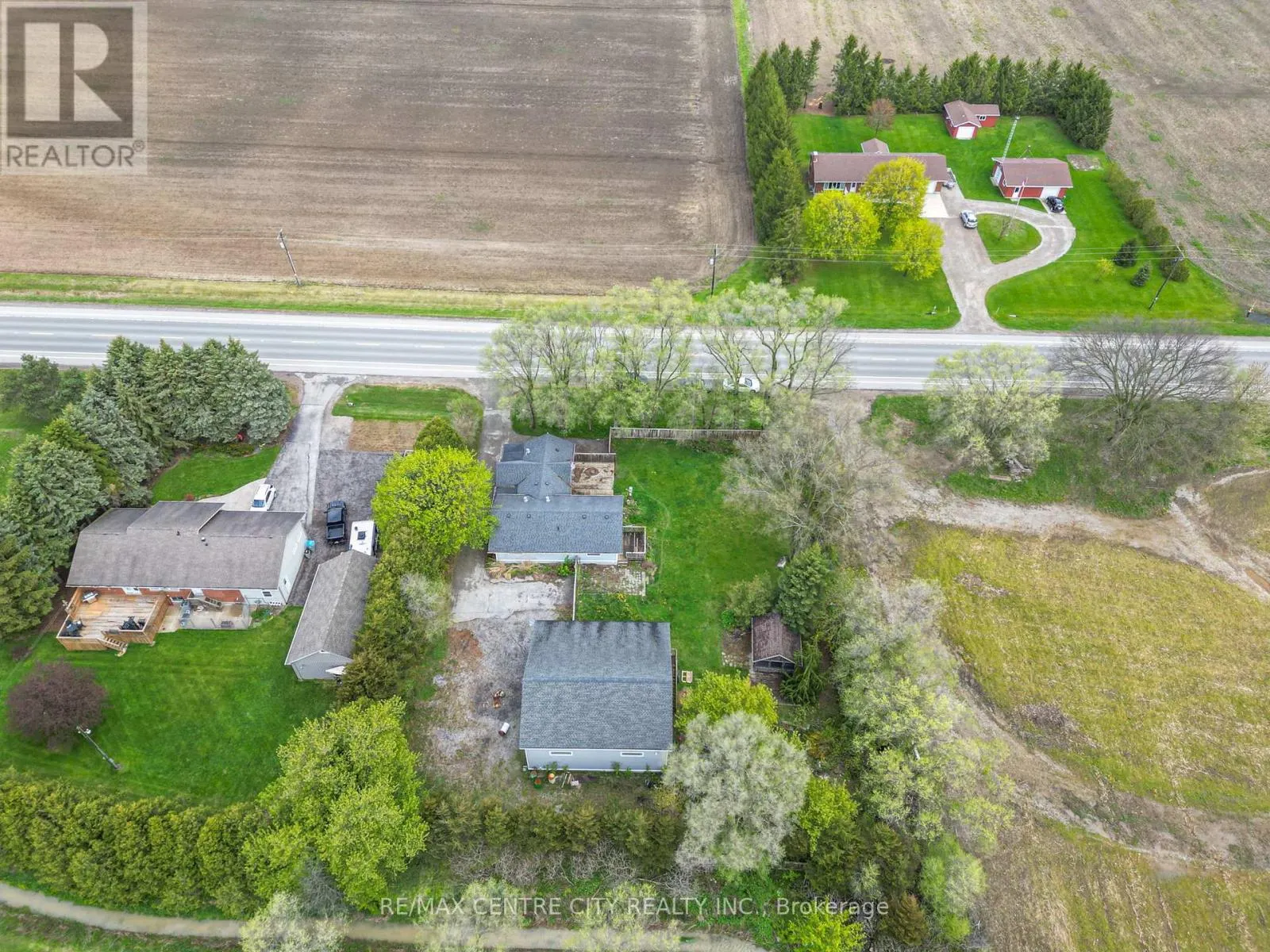 7641 LAKESHORE ROAD