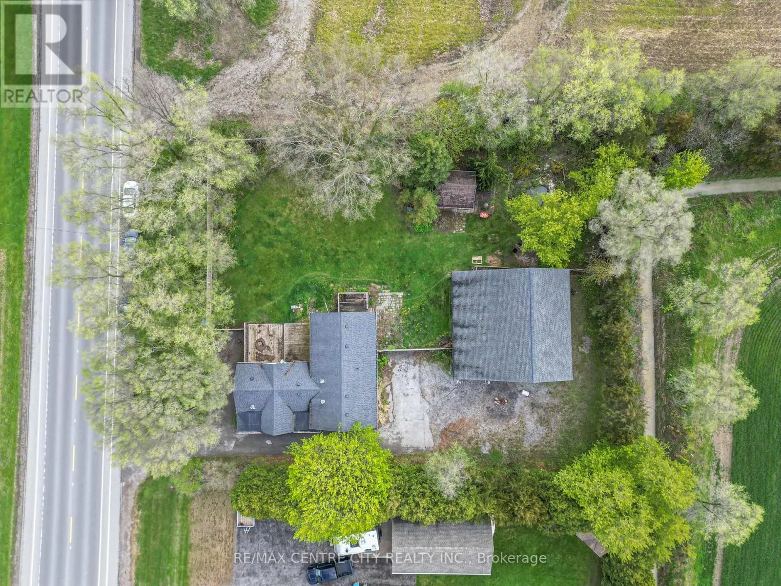 7641 LAKESHORE ROAD