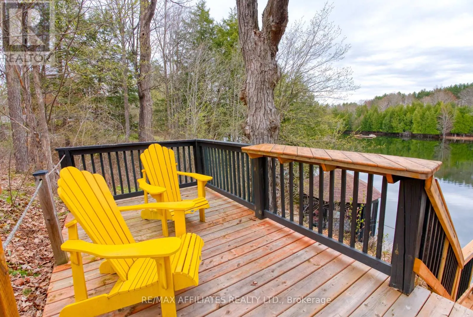 133 SWAN LANE N