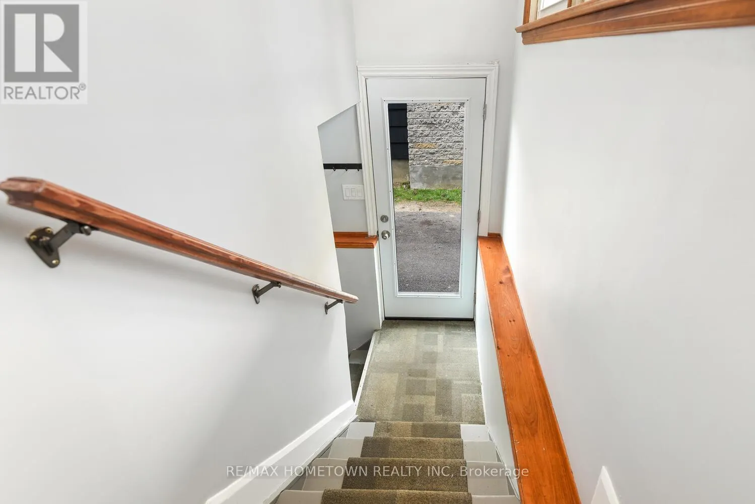 4 OTTER DRIVE