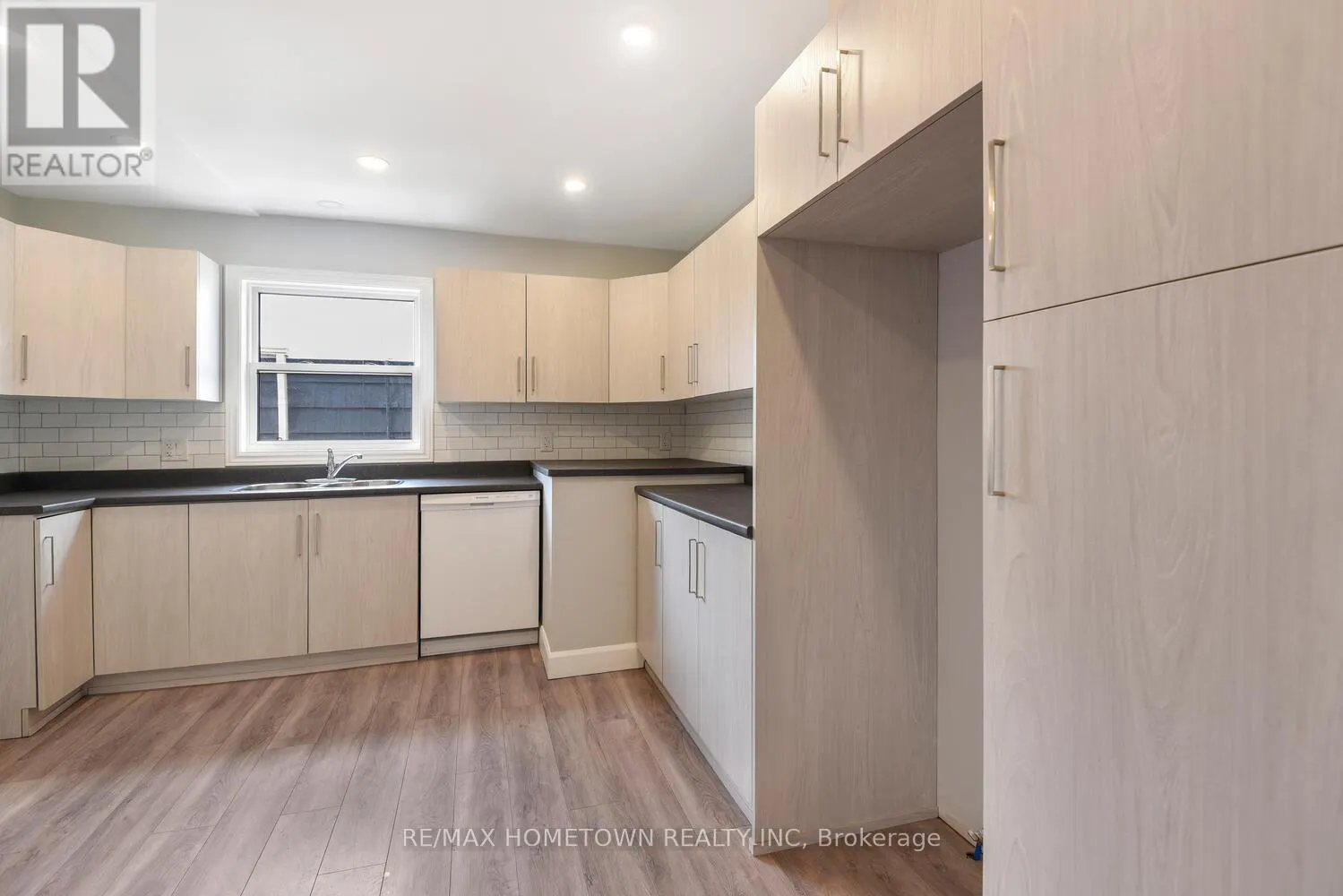 4 OTTER DRIVE