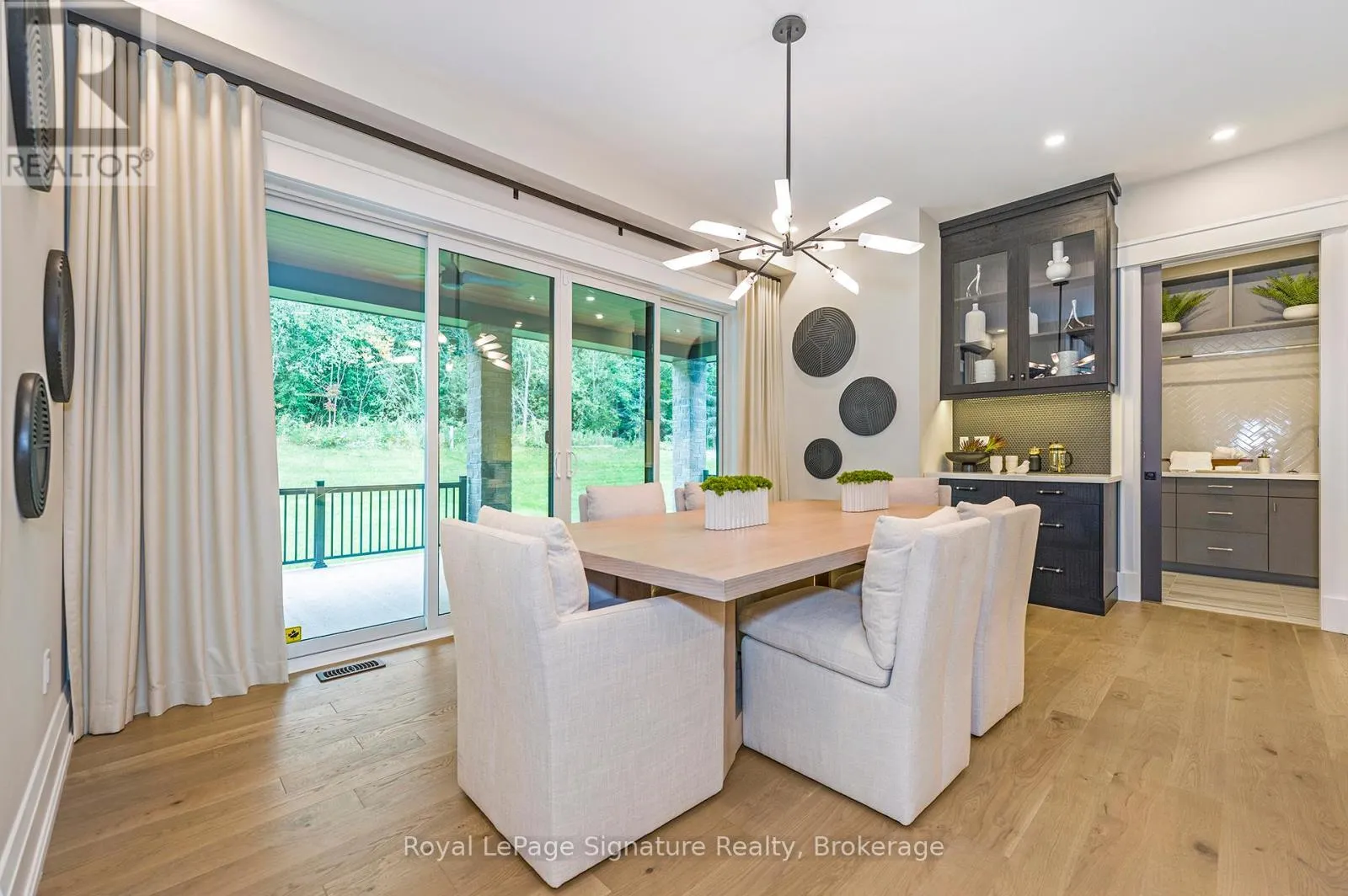 106 DOROTHY DRIVE