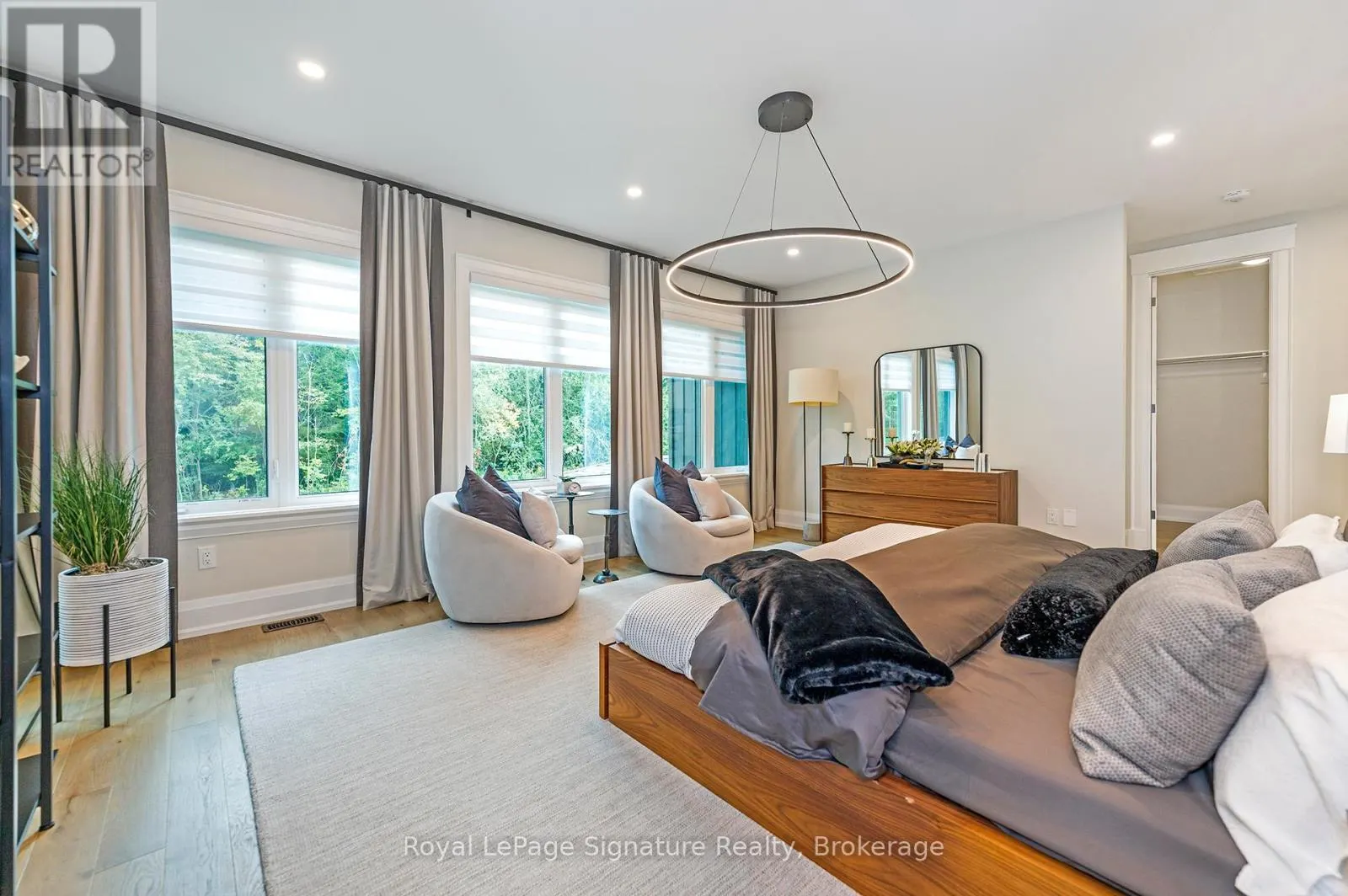 106 DOROTHY DRIVE