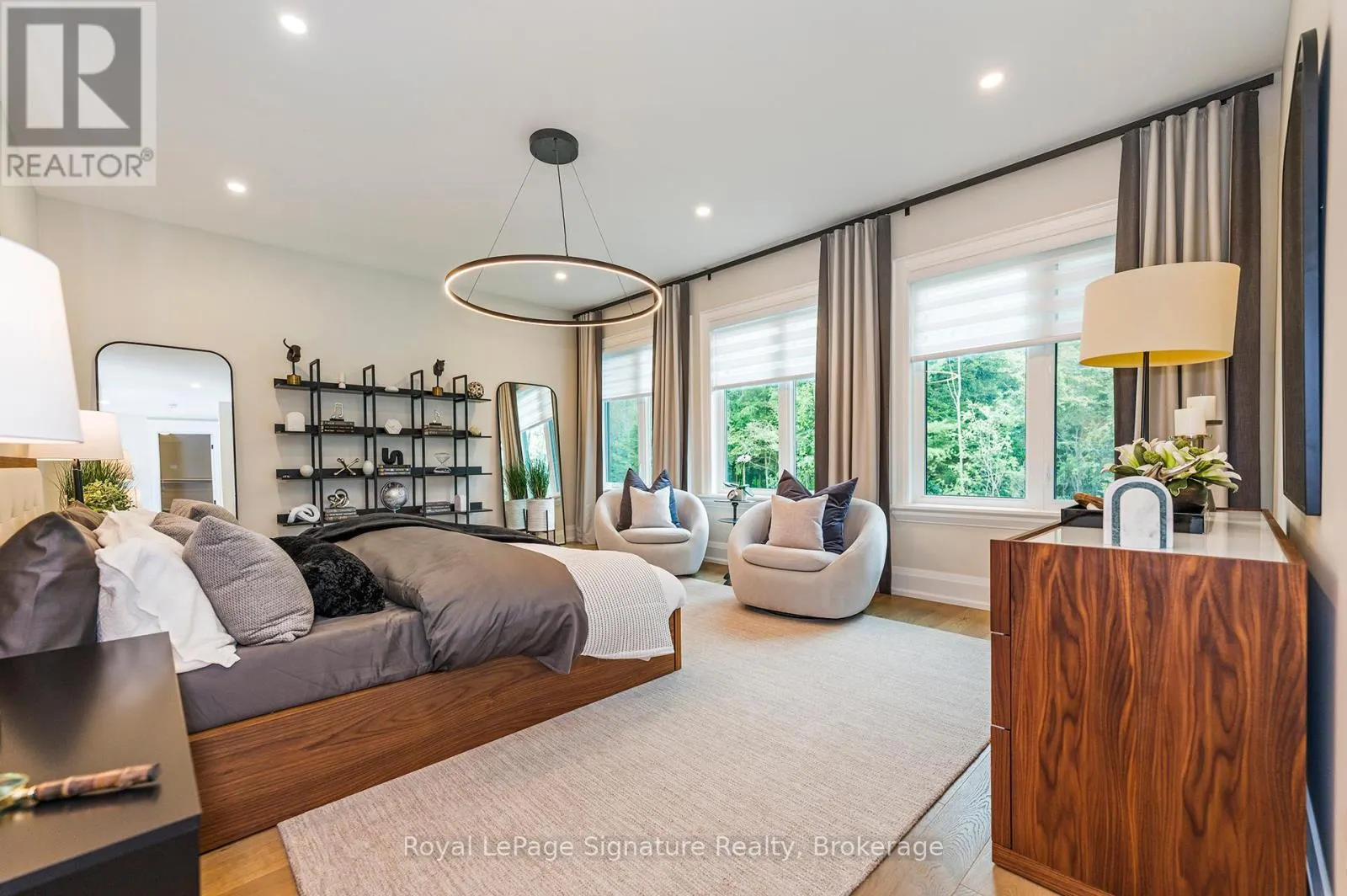106 DOROTHY DRIVE
