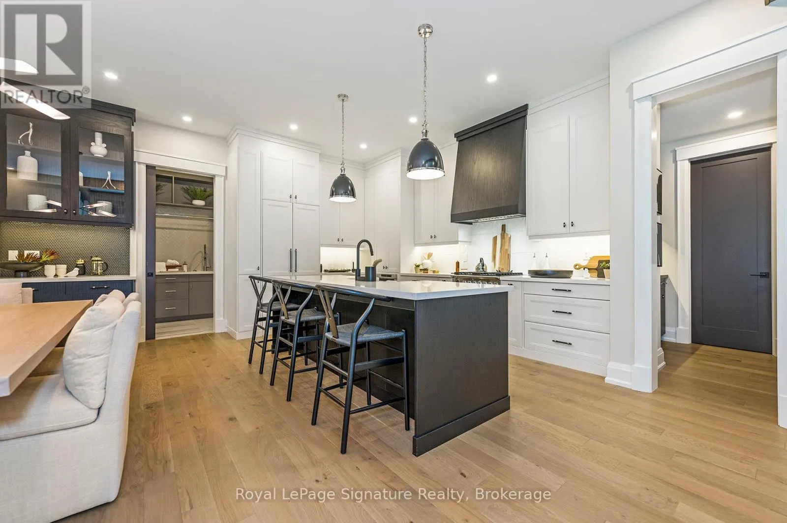 106 DOROTHY DRIVE