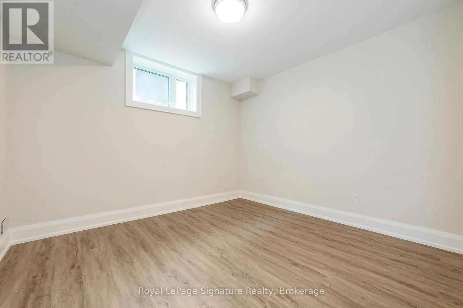 106 DOROTHY DRIVE