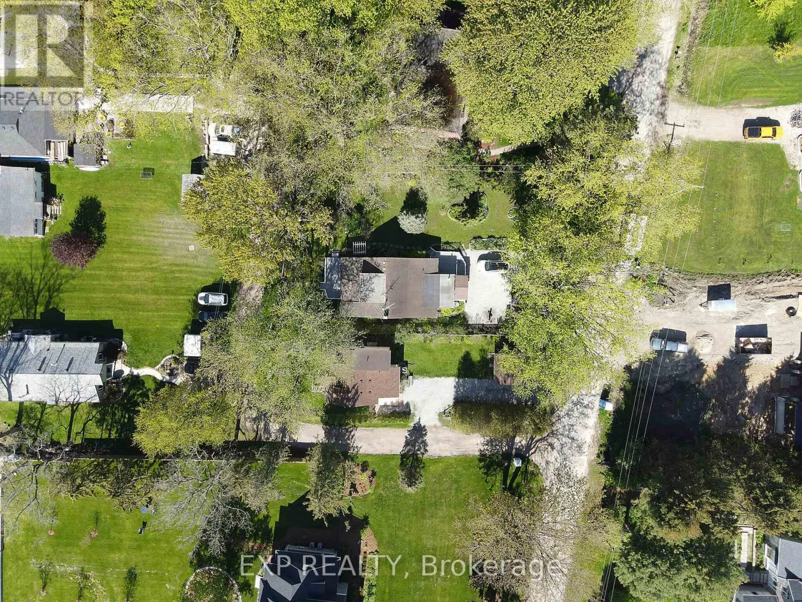 933 TWIN GABLES DRIVE ROAD