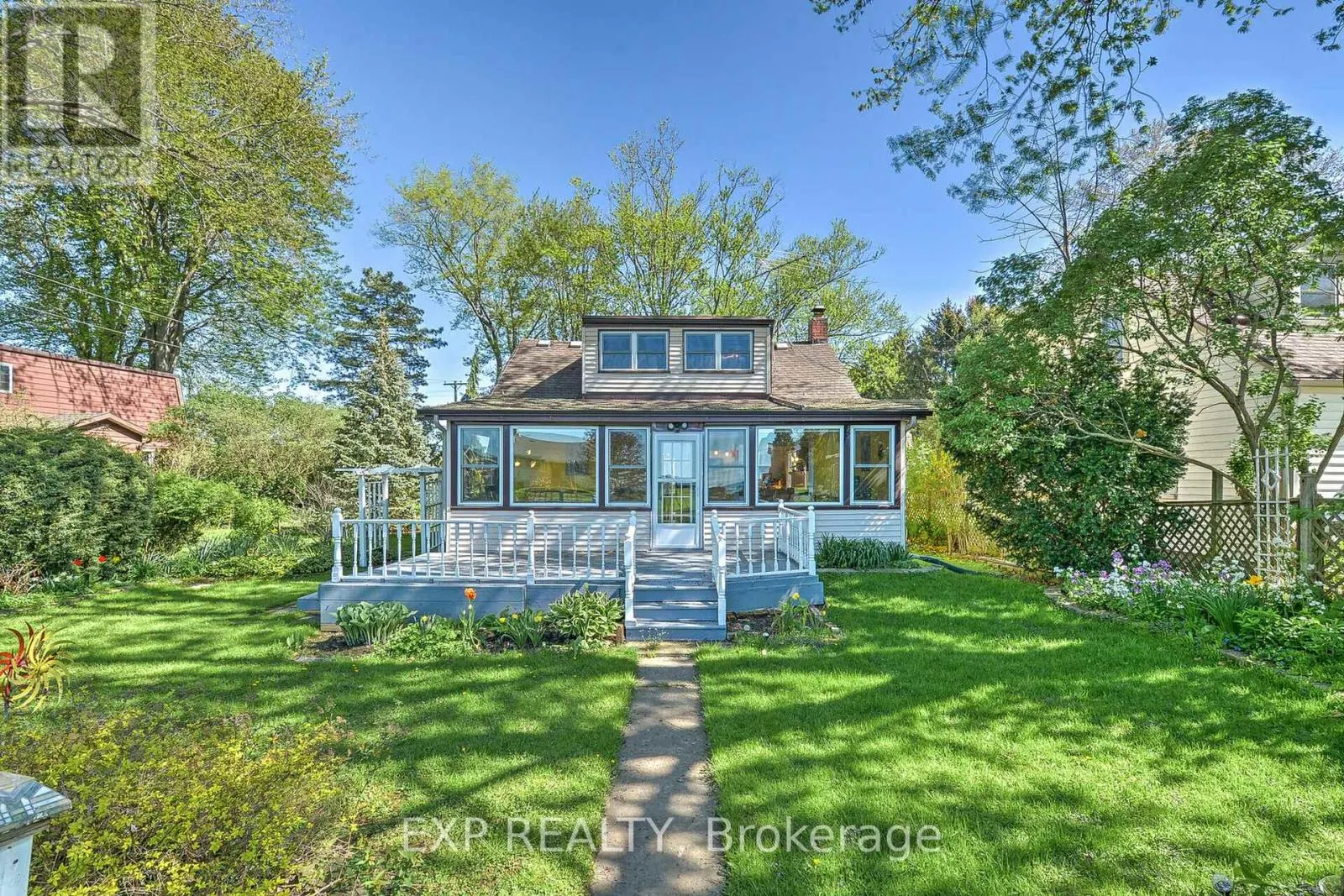 933 TWIN GABLES DRIVE ROAD