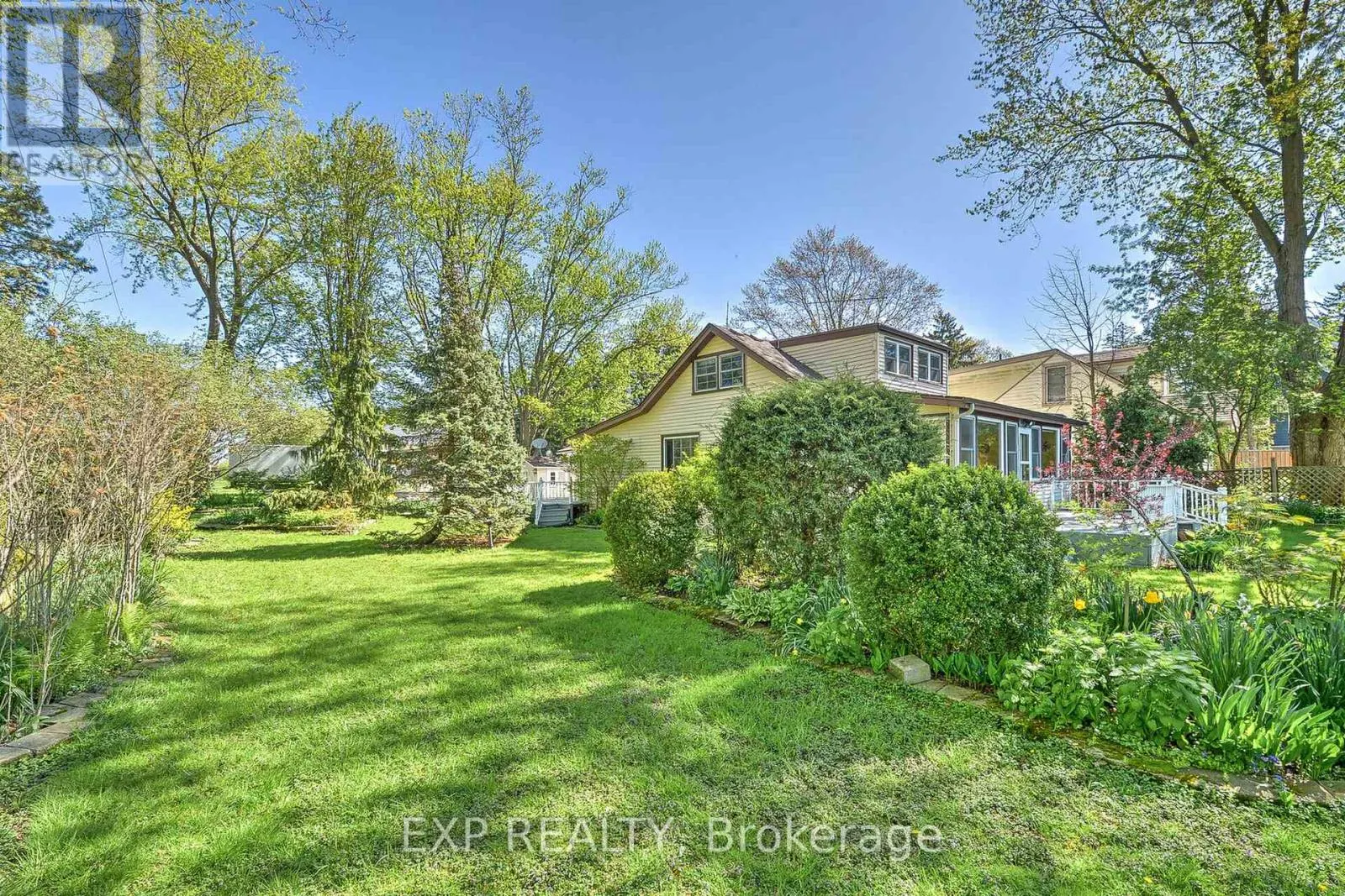 933 TWIN GABLES DRIVE ROAD