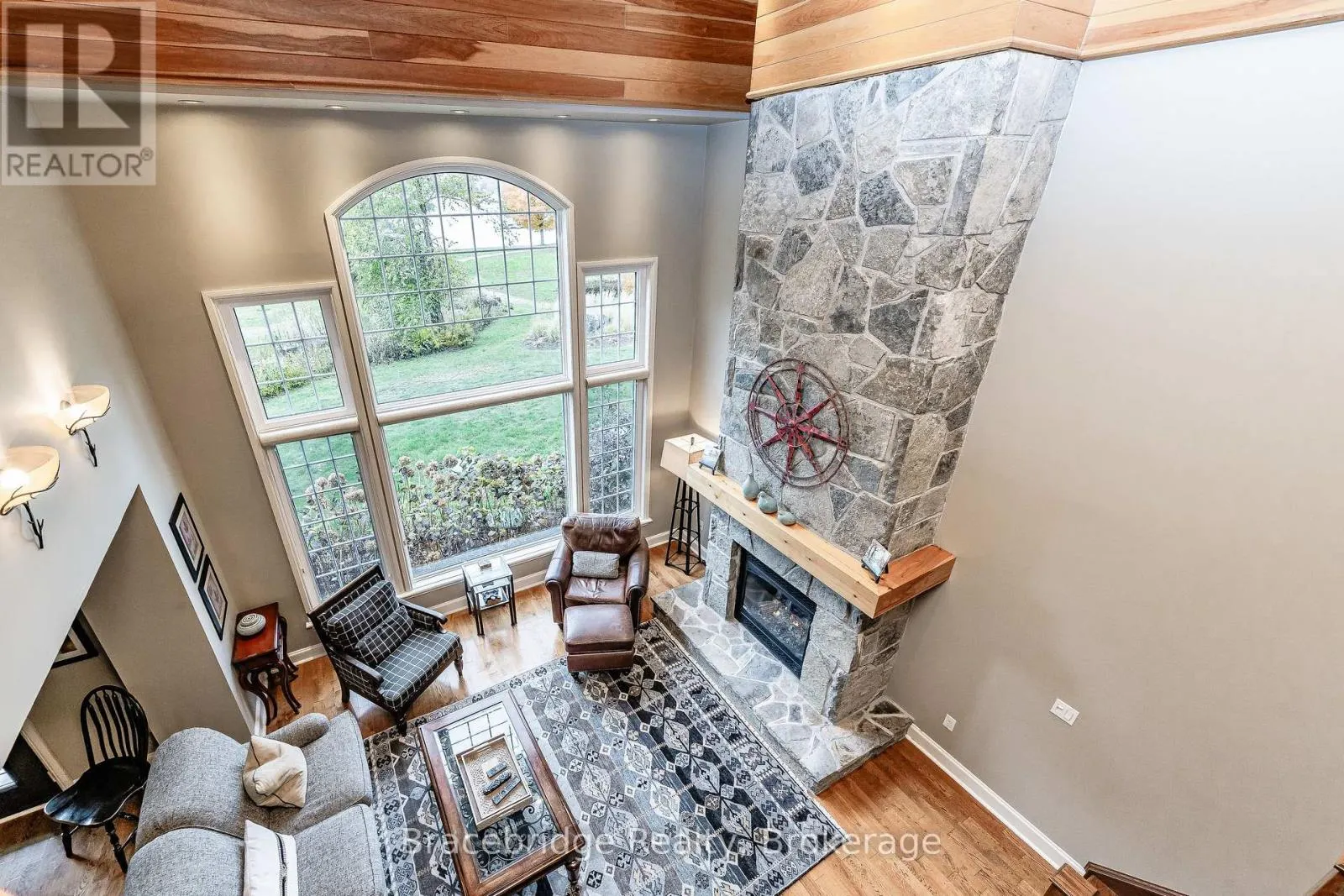 CARLING 5 W3 - 3876 MUSKOKA ROAD 118 ROAD W