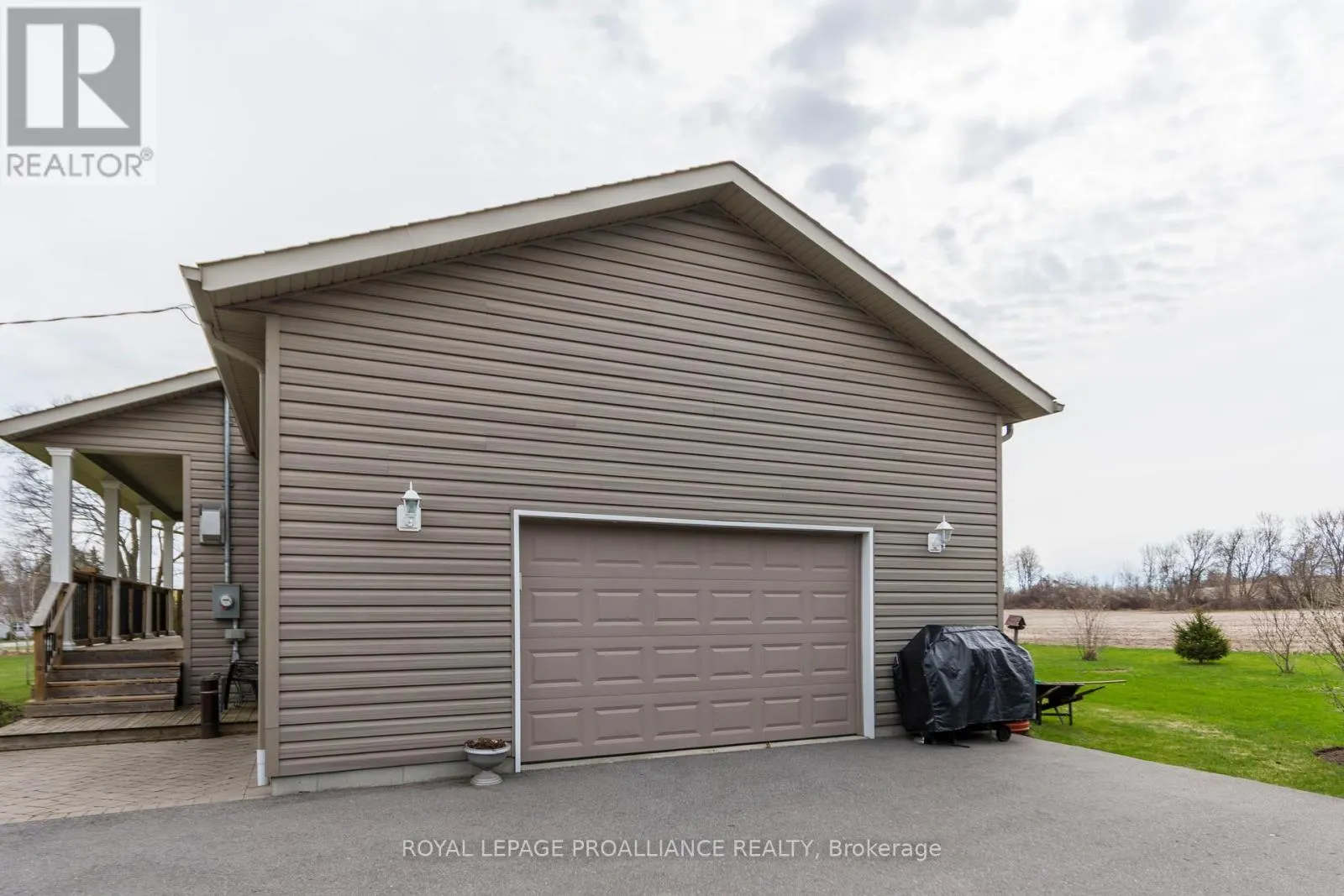 25 CHATTEN ROAD