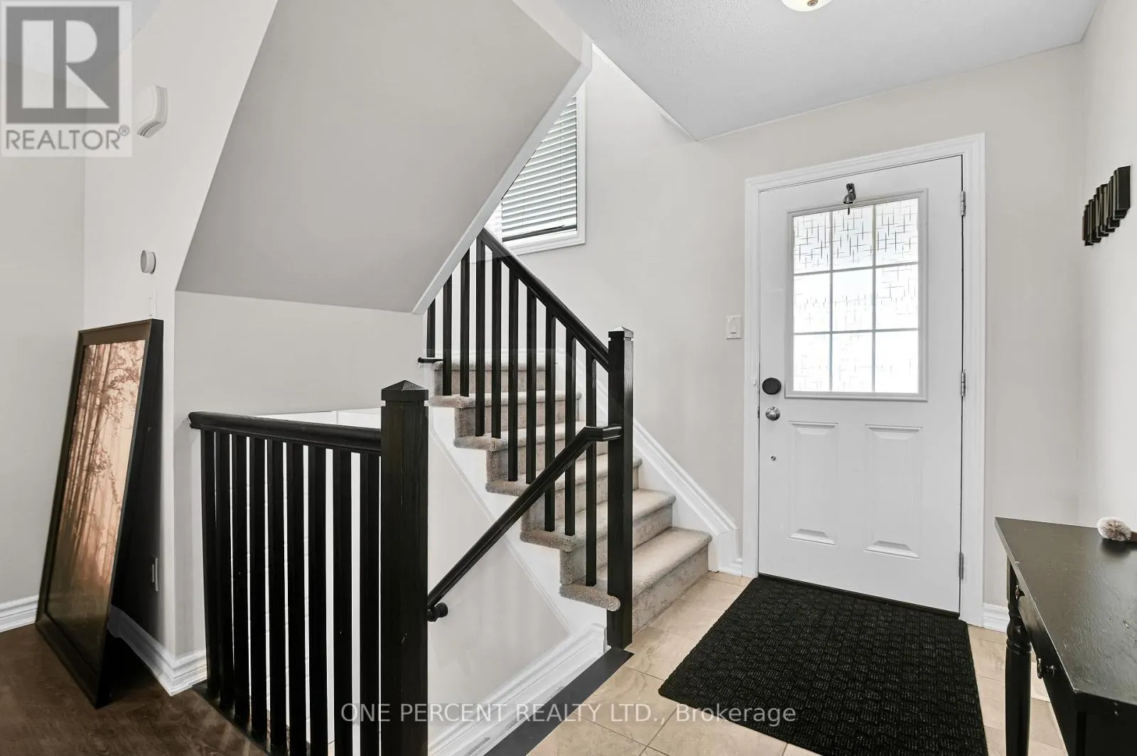 899 FAMEFLOWER STREET