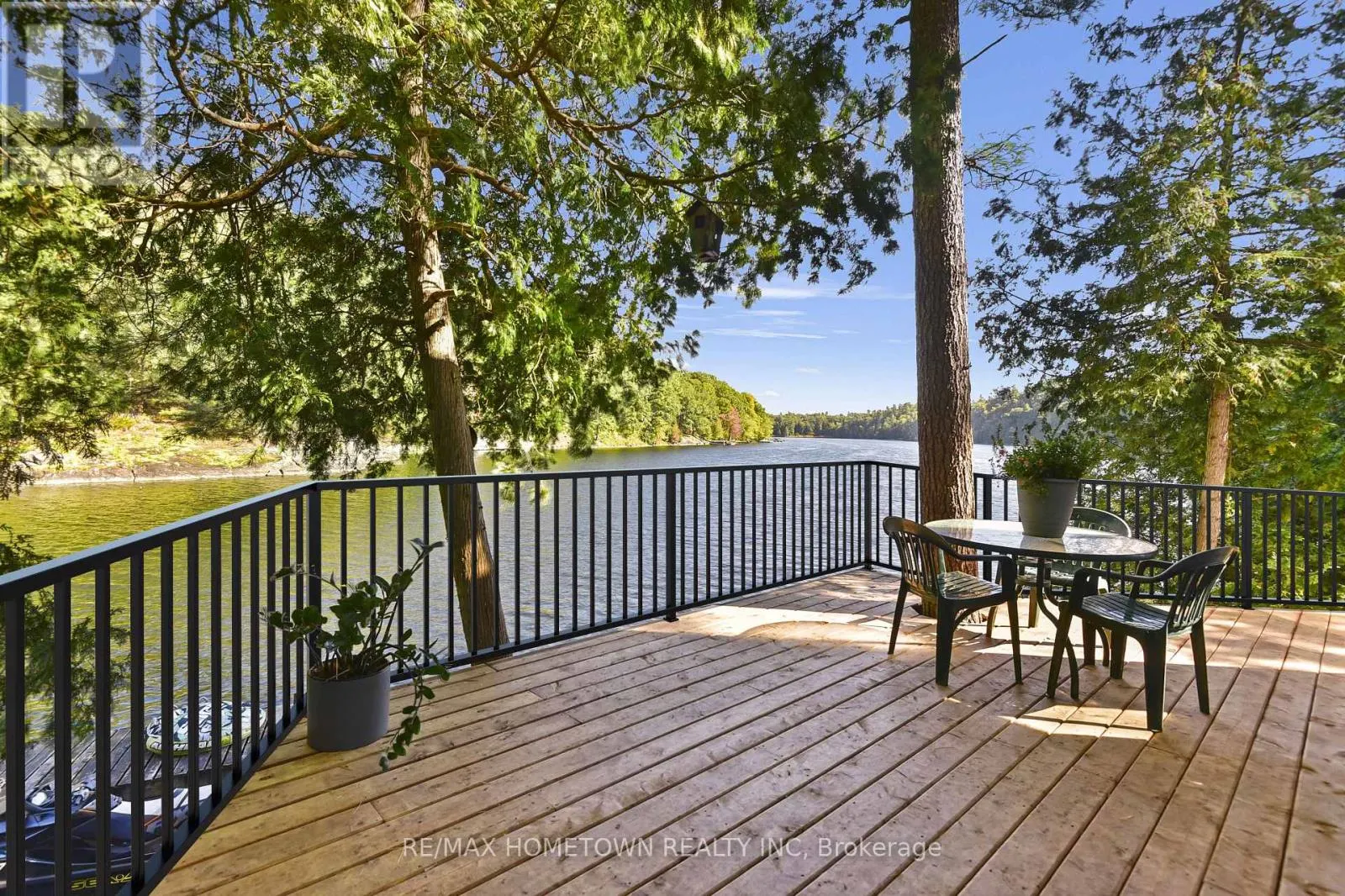 961 NARROWS LANE