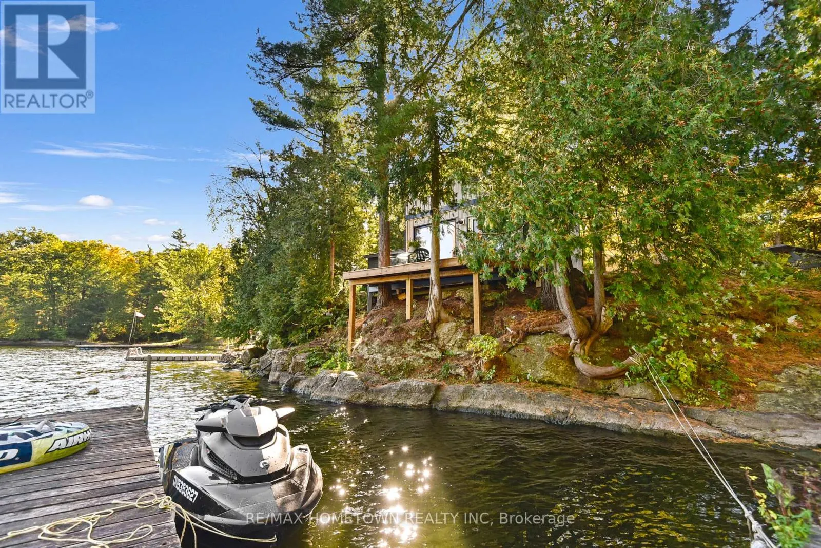 961 NARROWS LANE