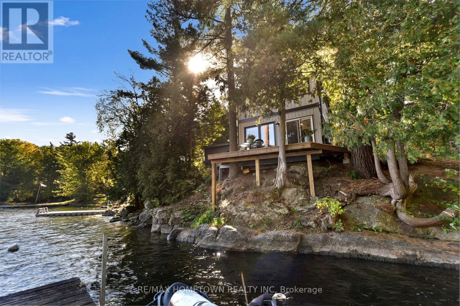 961 NARROWS LANE