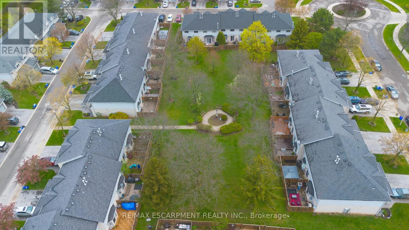 55 - 1 ROYALWOOD COURT