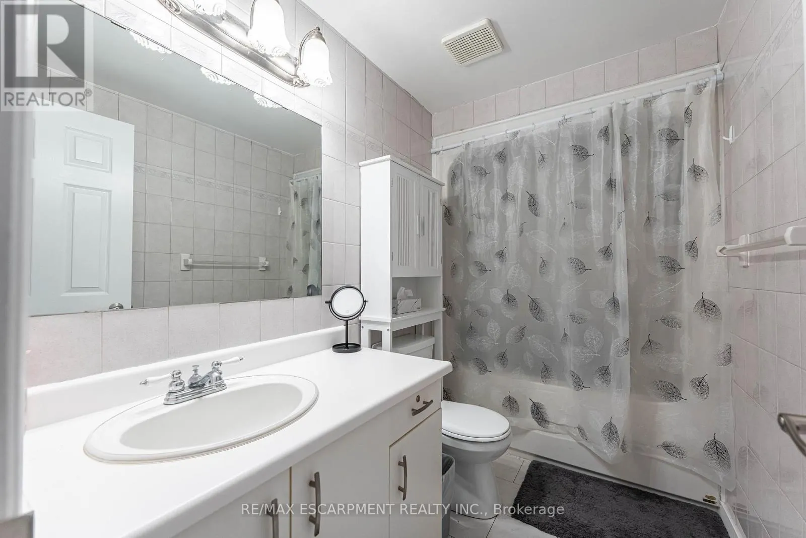55 - 1 ROYALWOOD COURT