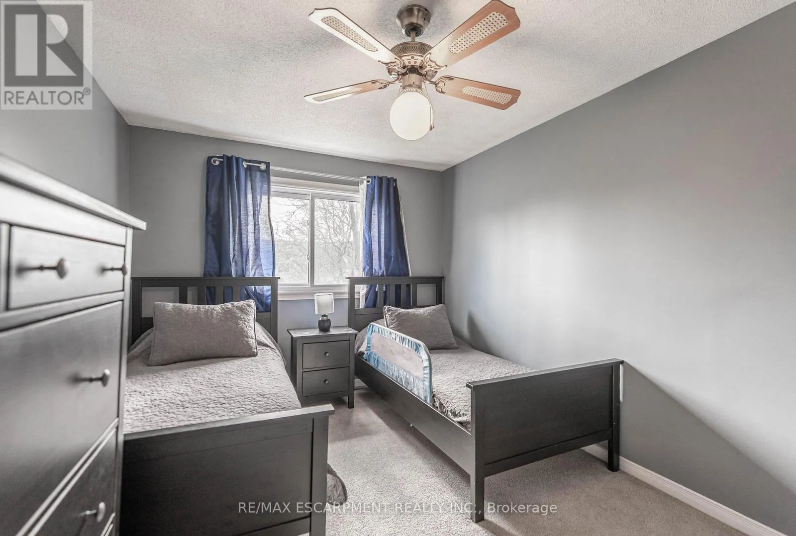 55 - 1 ROYALWOOD COURT