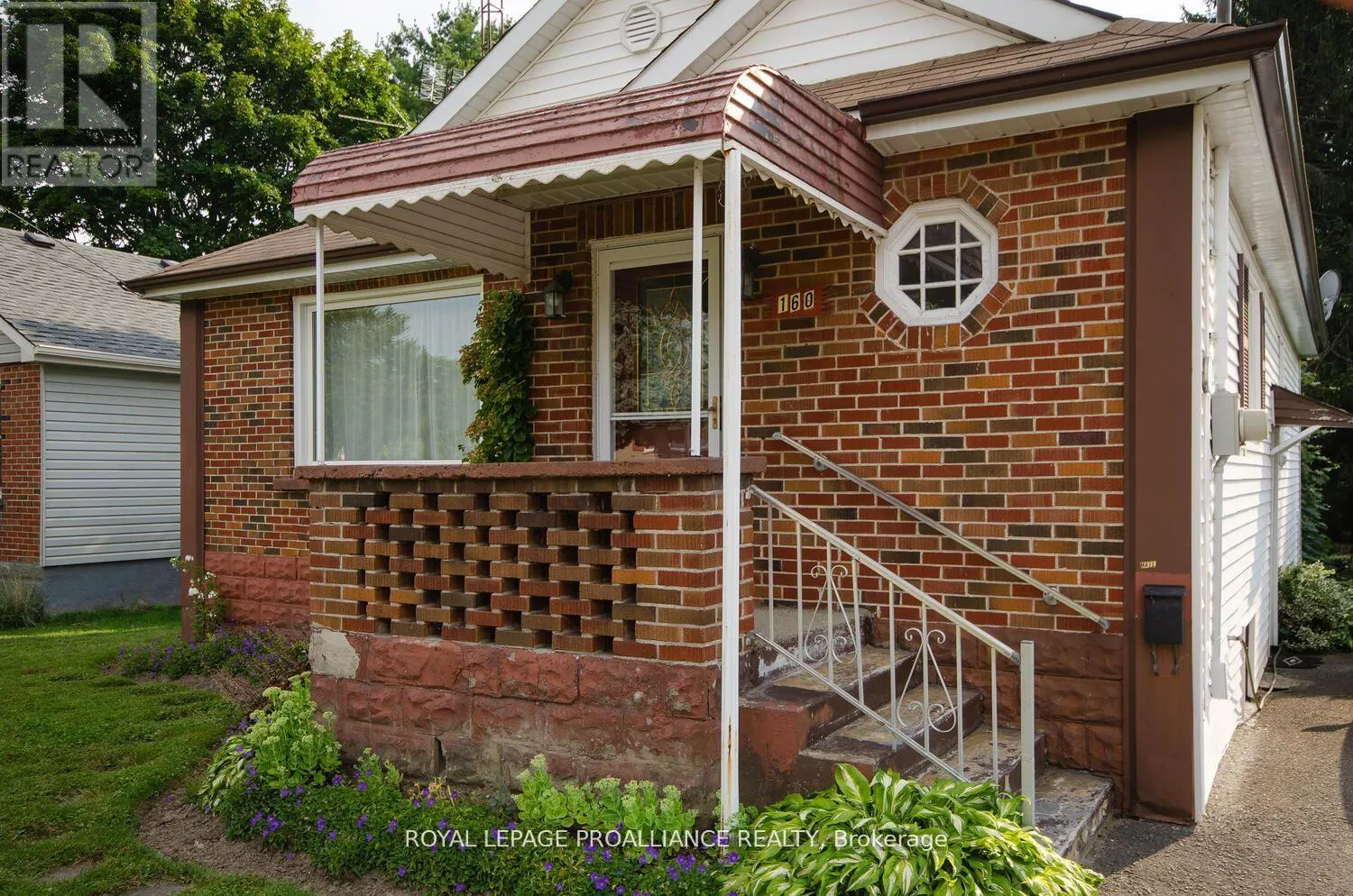 160 HOPE STREET N