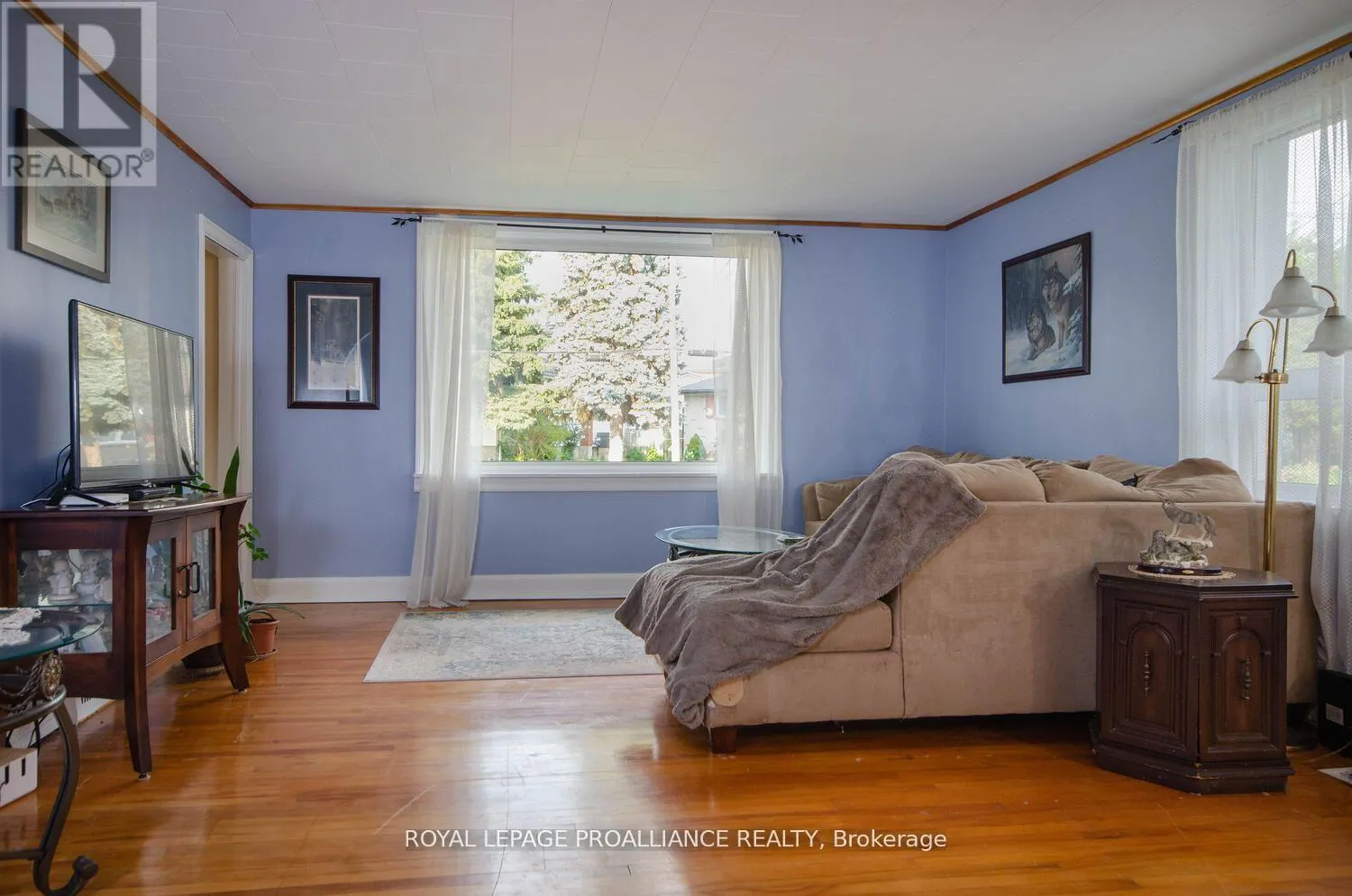 160 HOPE STREET N