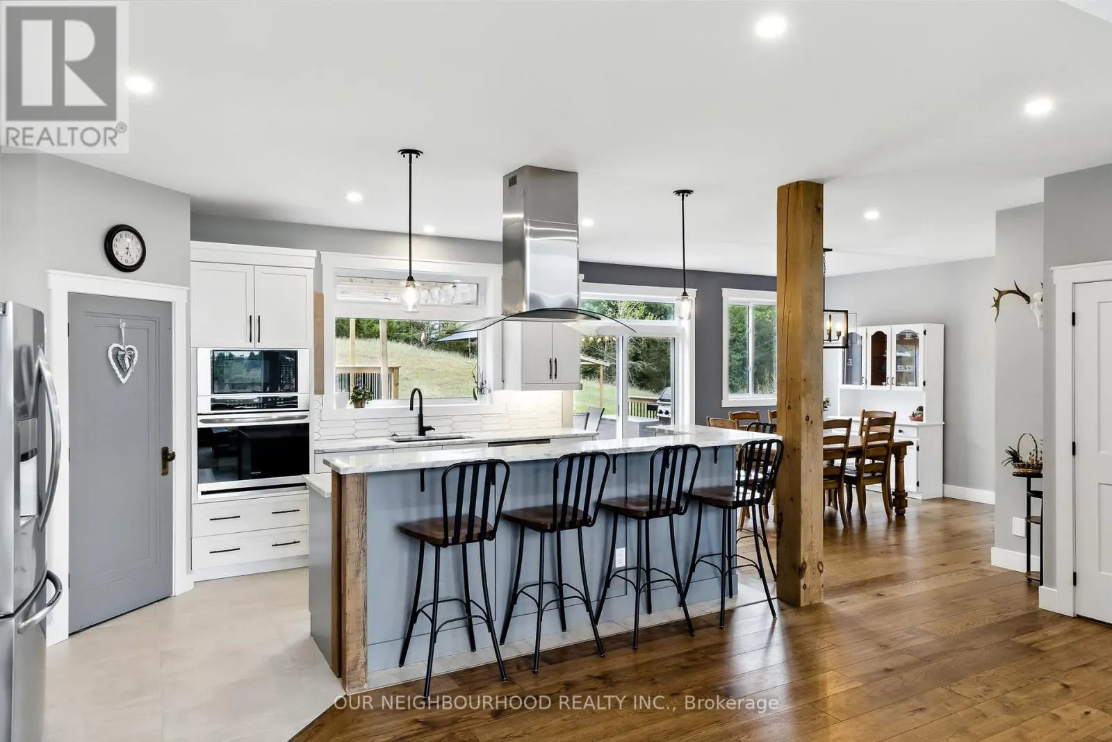 37 HANSEN ROAD
