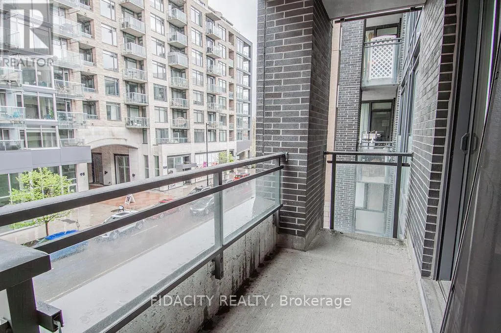 320 - 101 RICHMOND ROAD