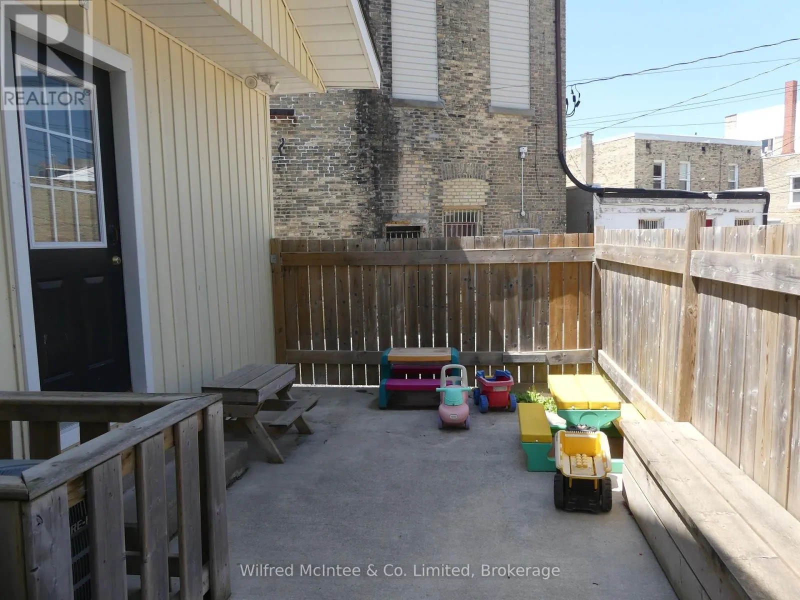 9 RATTENBURY STREET