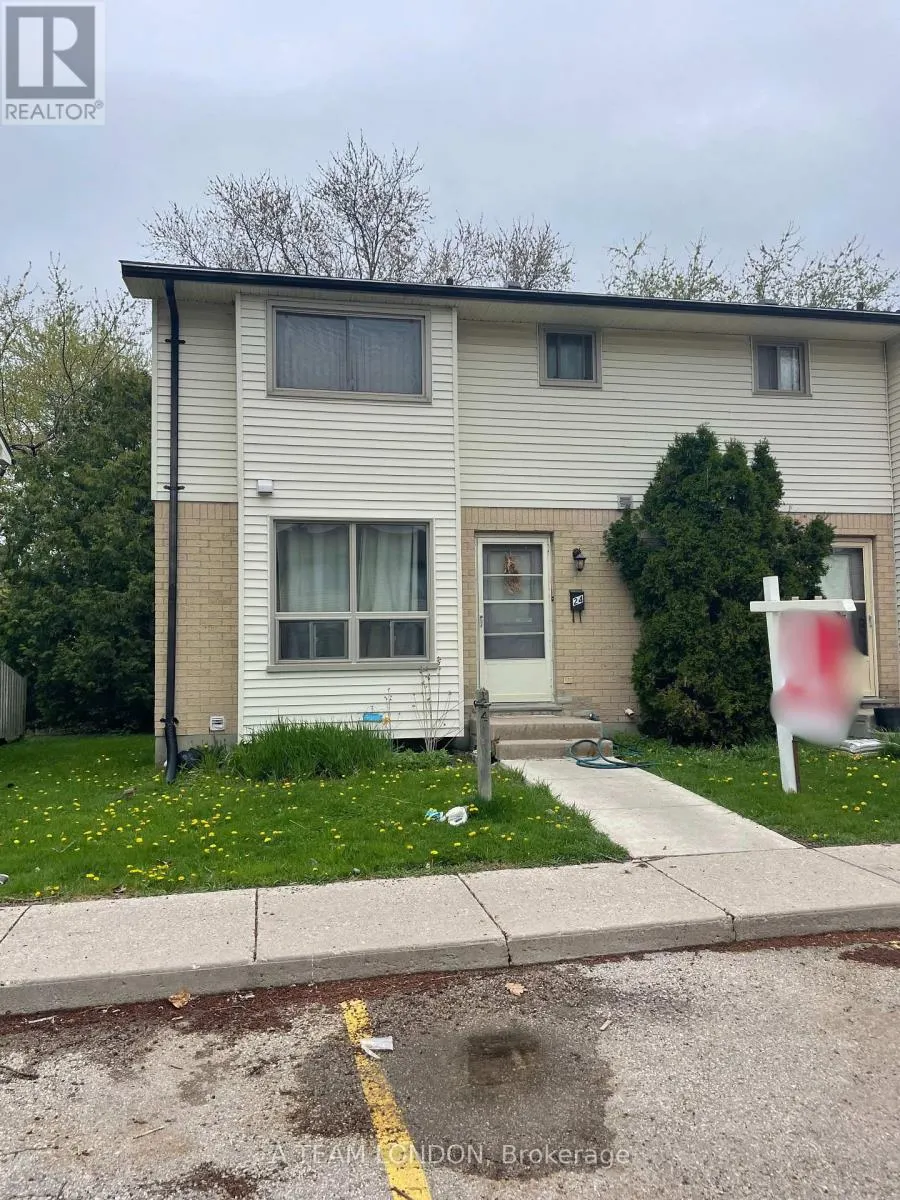 24 - 135 BELMONT DRIVE, #24