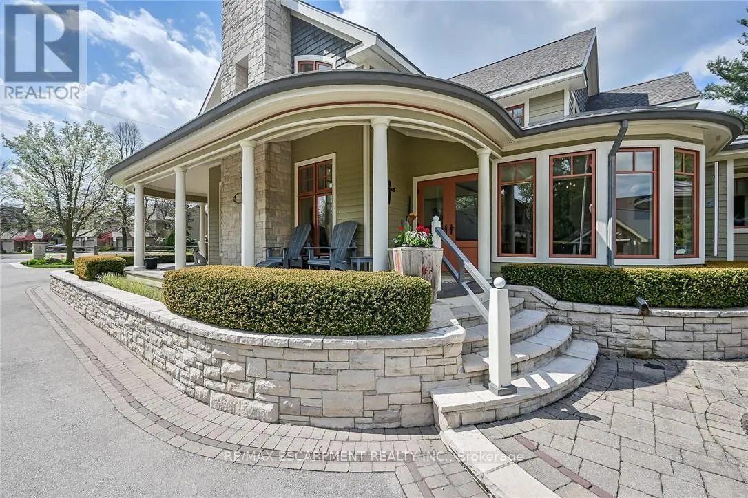 285 HAMILTON DRIVE